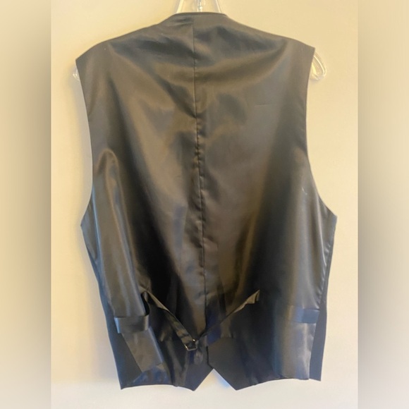 Men’s Black Vest XXL - Picture 3 of 8